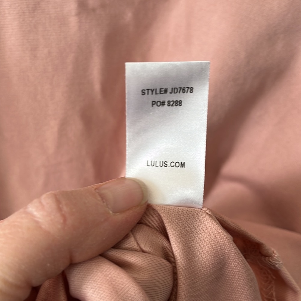 Beautiful Lulu’s dress, women’s M, low cowl collar, peach-pink, fully li… - Picture 6 of 9